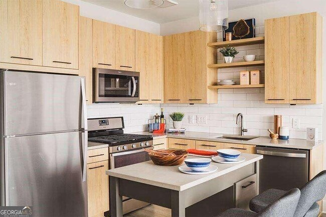Photo - 3205 Cumberland Blvd SE Apartment Unit 352