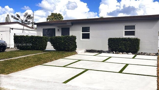 Photo - 721 N 68th Terrace
