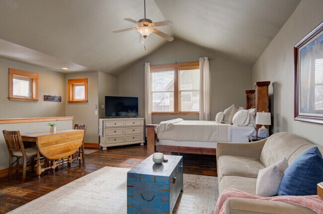 4489 Alexander St Unit SI ID1292384P