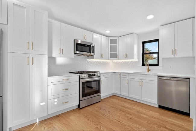 Photo - 167 Harrison Ave Unit 3