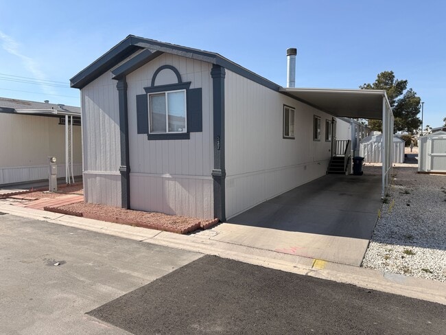 Photo - 3601 E Wyoming Ave