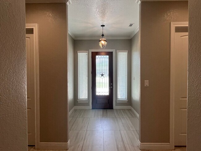 Photo - 4815 Viewcrest Rd