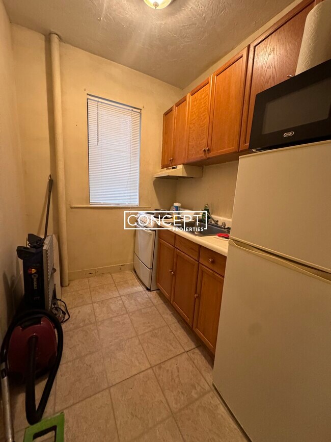 Photo - 19 Peterborough St Unit 5CP