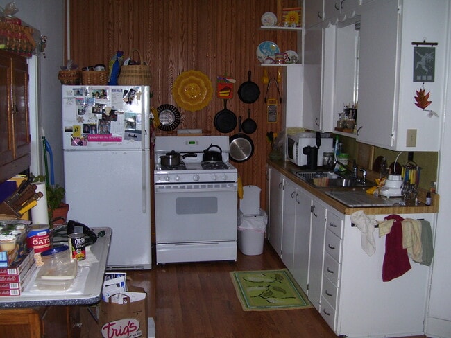 Building Photo - 333 Washington Ave Unit Lower