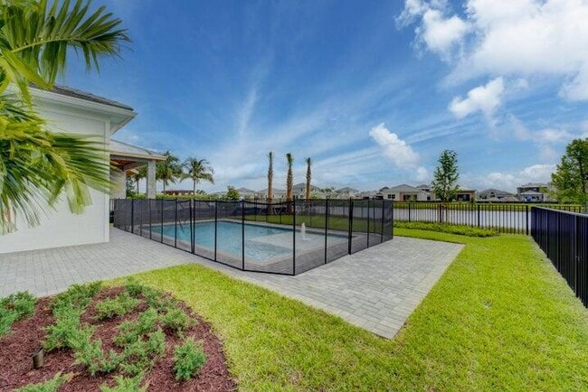 Building Photo - 12719 Nautilus Cir Rental