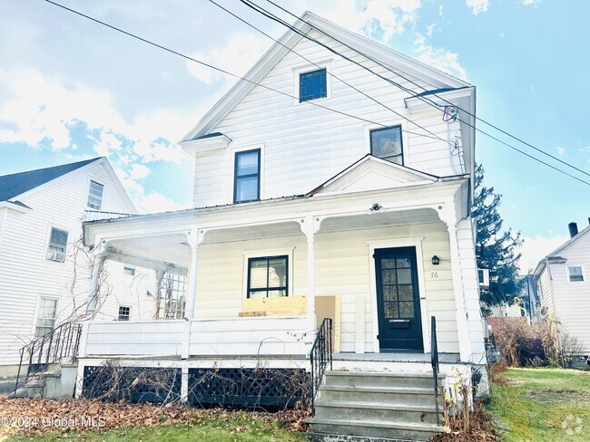 Building Photo - 76 Crandall St Unit B Rental