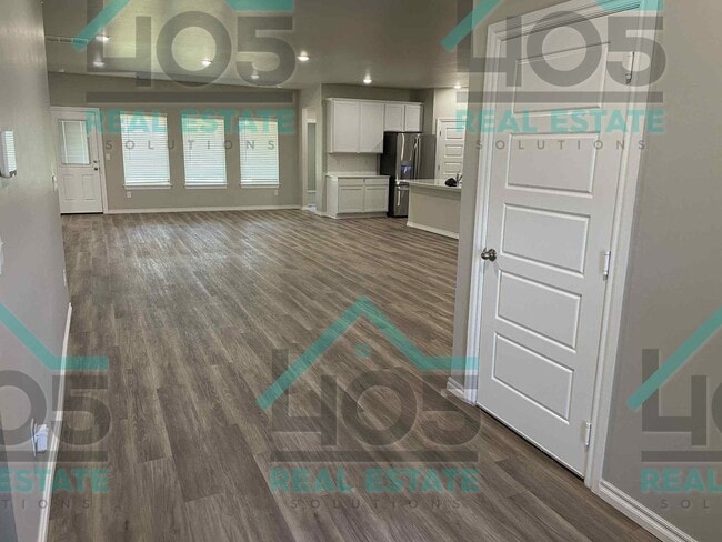 Photo - 7500 NW 149th St