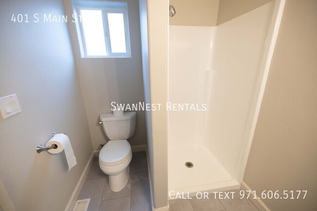 Photo - 401 S Main St Unidad 3