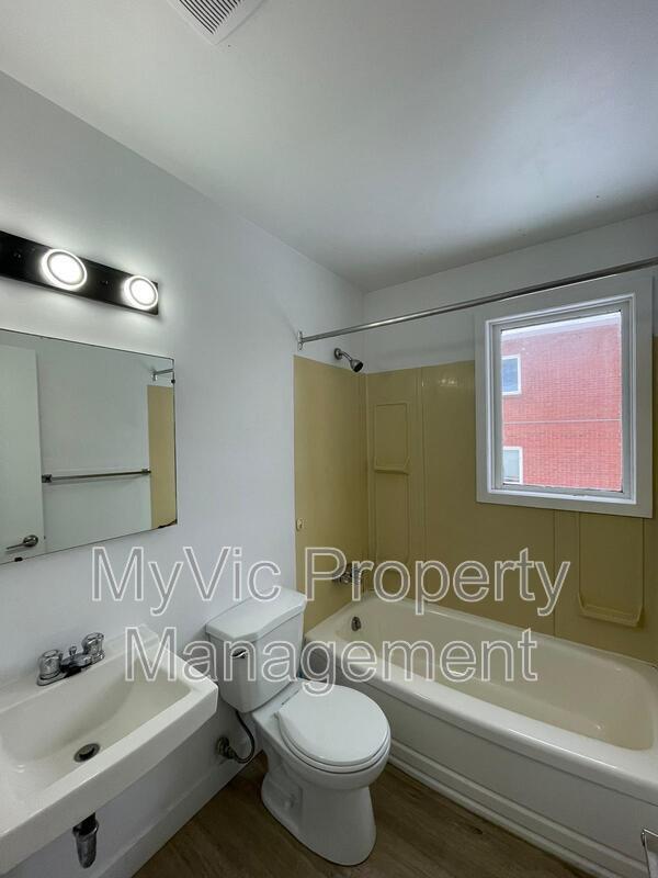 Photo - 11218-11124 124 St Unit One Bed