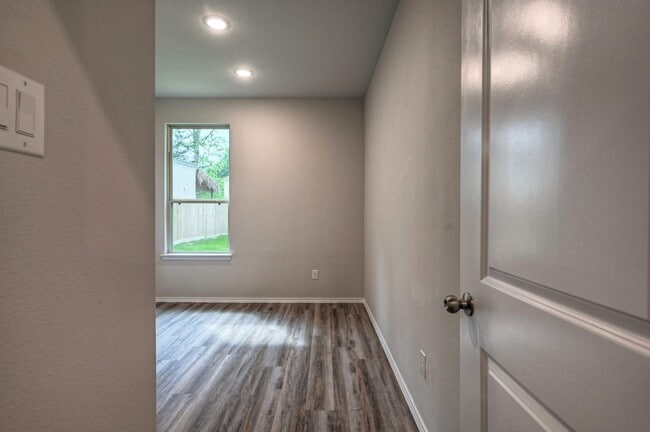 Photo - 11604 Vistawood St
