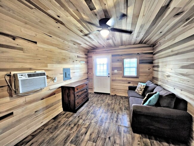 Photo - Tiny house for rent Hartselle