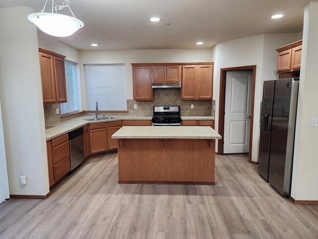 Photo - 12514 28th Ave W