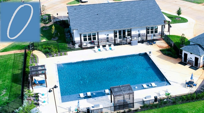 Club - Pool - Aerial - Logo