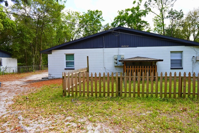 Photo - 7190 Conant Ave Unidad 1