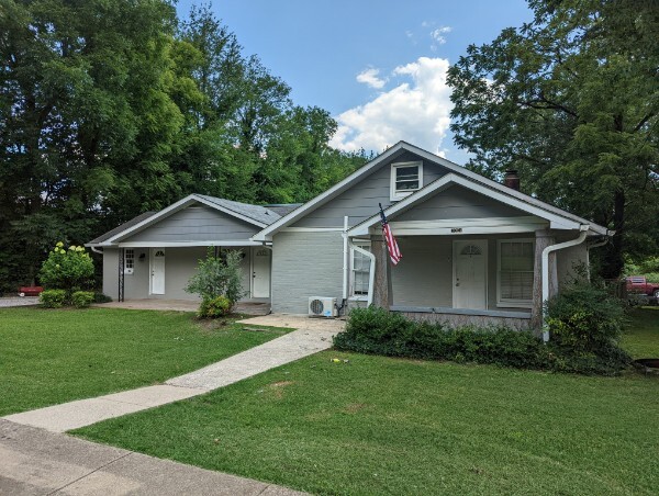 Photo - 1004 Ewing Blvd