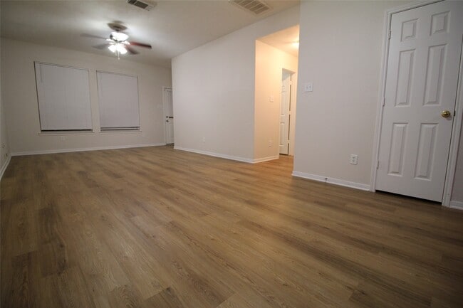 Photo - 21123 Sprouse Cir