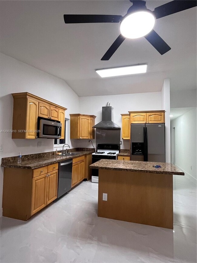 Photo - 10058 SW 156th Ct