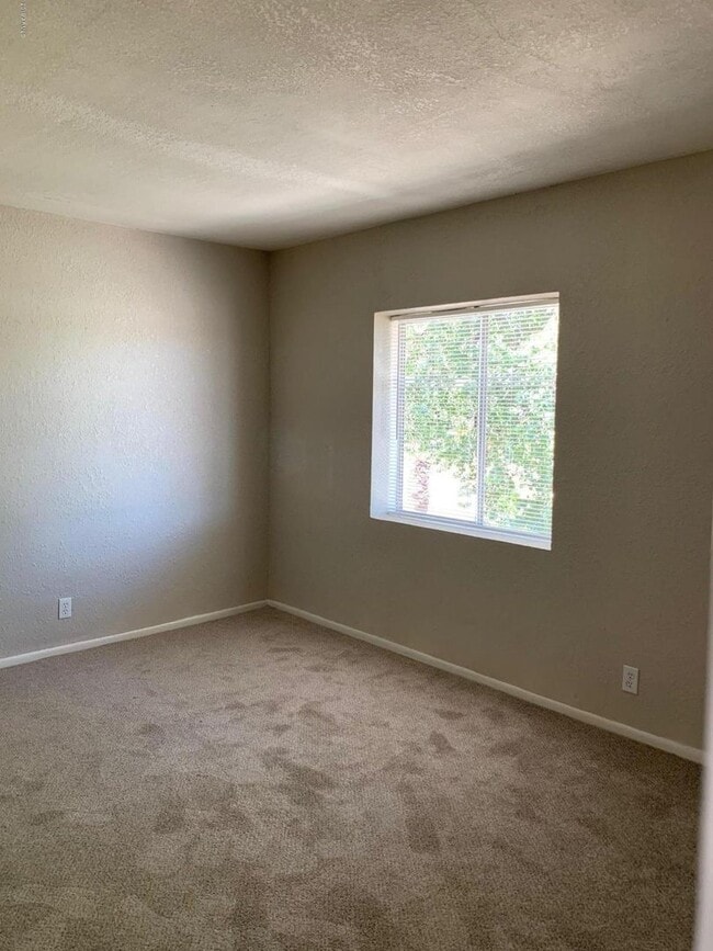 Photo - 3 Bedroom townhome for rent