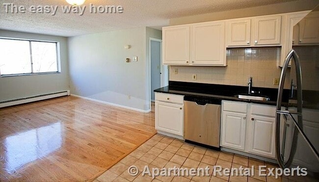 Photo - 14 Murdock St Unit #3-2