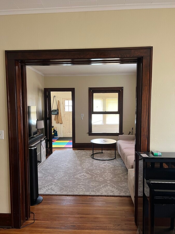 Photo - 212 E Main St