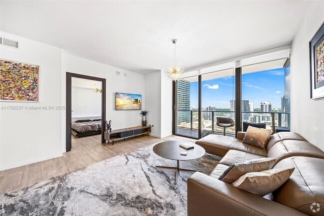 Building Photo - 1000 Brickell Plaza Unit 2111 Rental