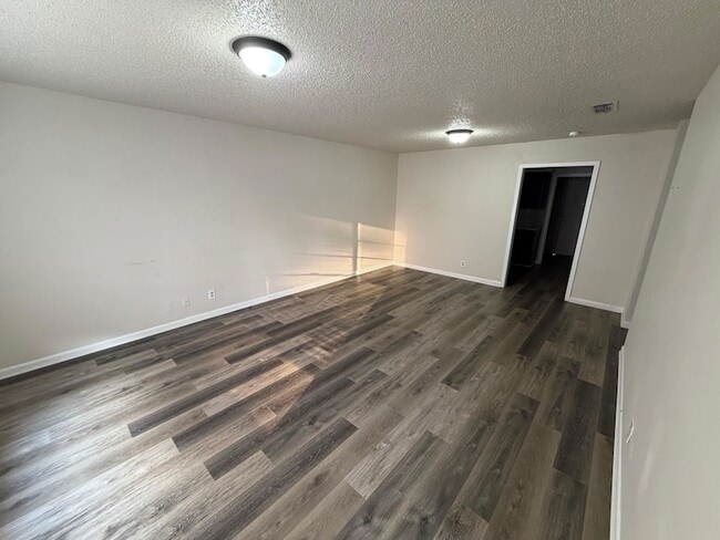 Photo - 3402B Gene Dr