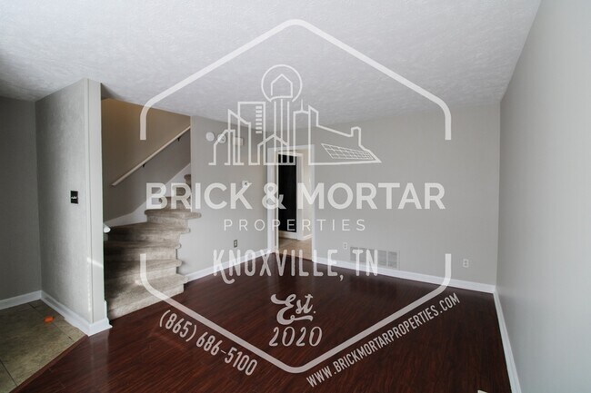 Photo - 4007 Heather Ct NW