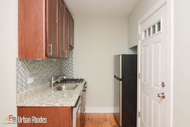 Photo - 2915 N Mildred Ave Unidad A01C