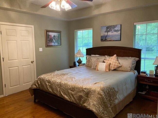 Photo - 11280 Amalie St