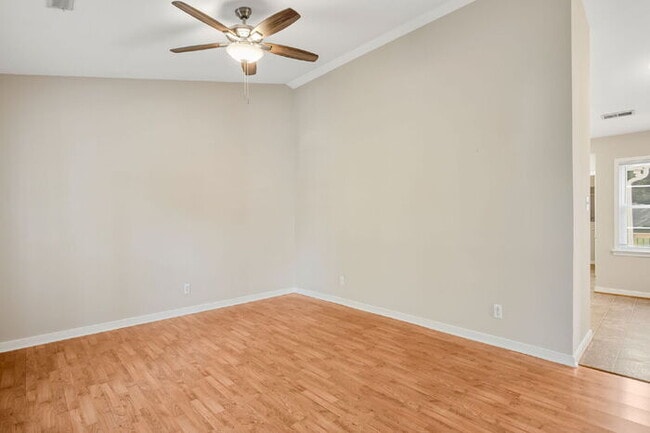 Photo - 3 Bedroom Ranch Home with Fenced Yard in Richmond – Available July 15th – $2,295/mo