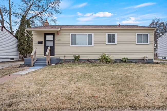 Building Photo - 32325 Parkwood St