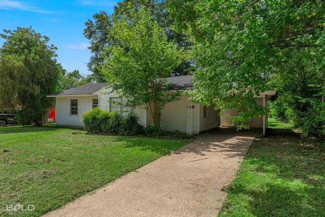 Photo - 3003 Hillcrest Ave