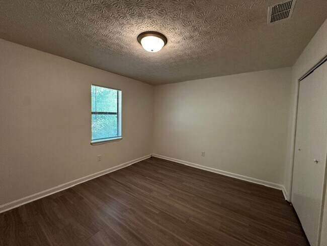 Photo - 121/123 Lake Dr Unidad 121 Lake Dr