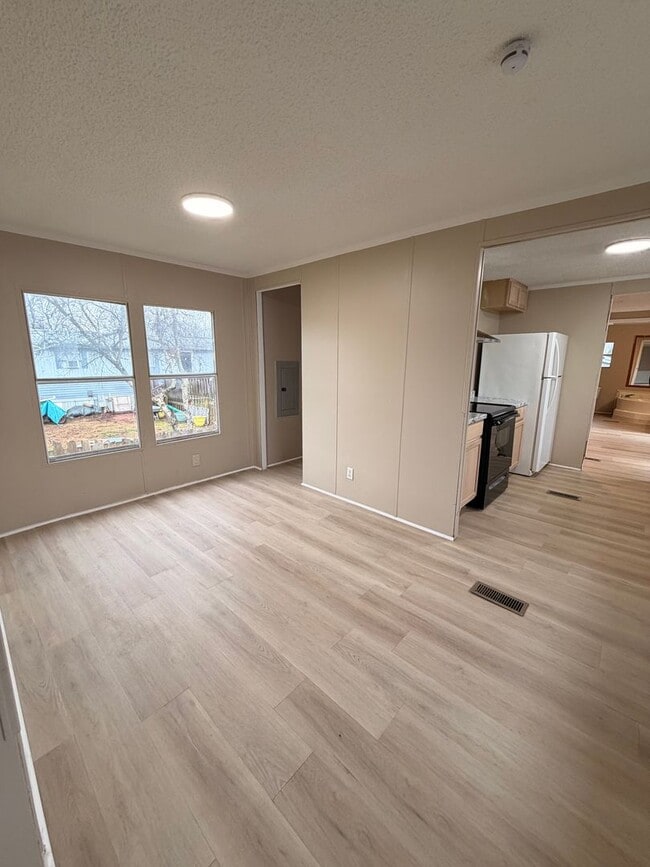 Photo - 3 bedroom, 2 bath Mobile Home in Yorktowne