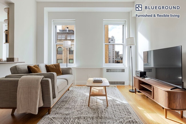 Building Photo - 20 Park Ave