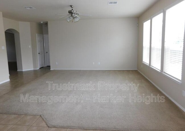 Photo - 6202 Suellen Ln
