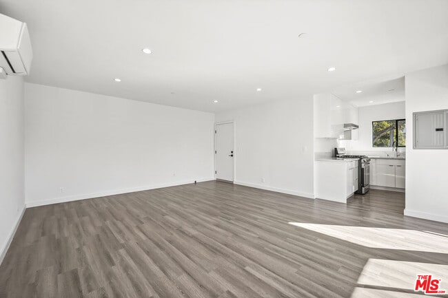 Photo - 1264 9th St Unit E