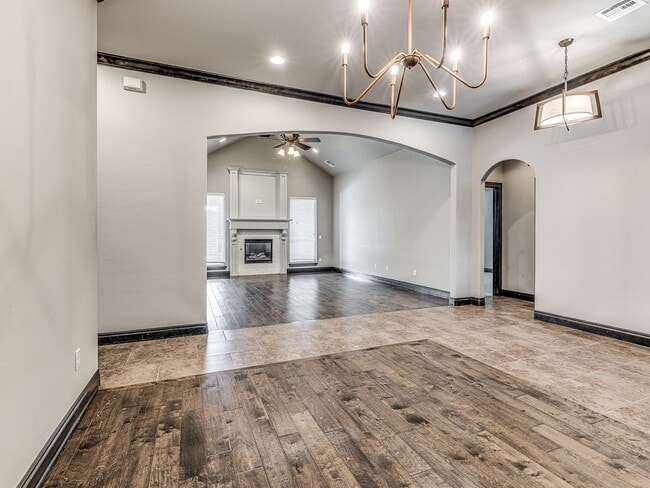 Photo - 13609 Gentry Dr