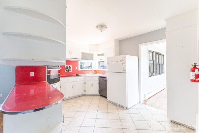 187 Main St Unit 2-F