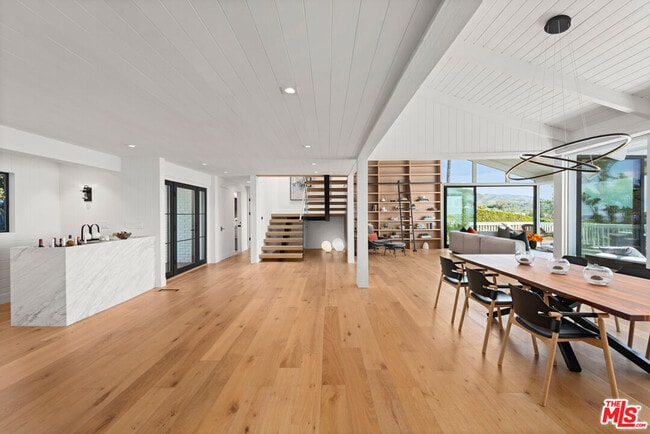 23901 Malibu Knolls Rd