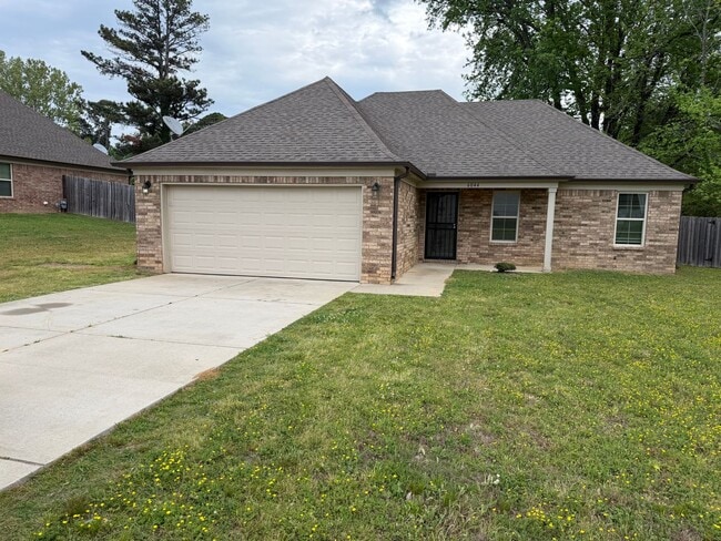 Building Photo - 6044 Humphreys Dr