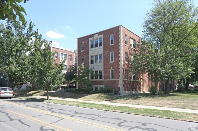 Windsor Arms Apartments - Windsor Arms Apartments