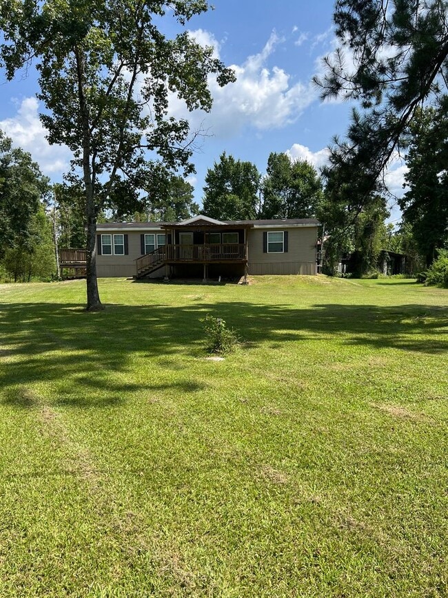 Building Photo - 19310 Gourdon Ln