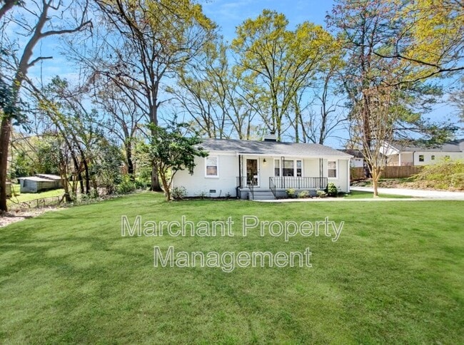 Photo - 8 E Circle Ave