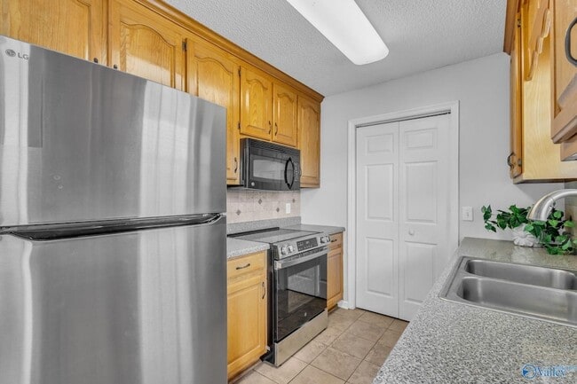 Photo - 113 Delta Pine Dr