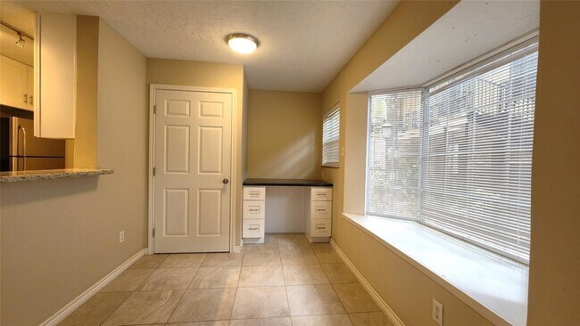 3224 Timmons Ln Unit 129