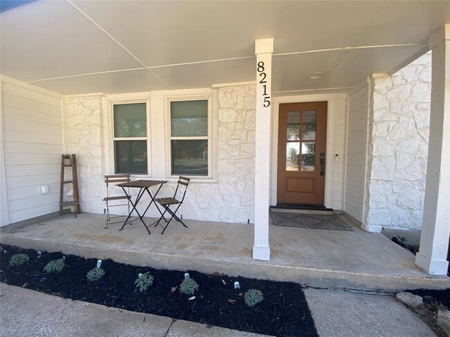 Photo - 8215 Wexford Dr