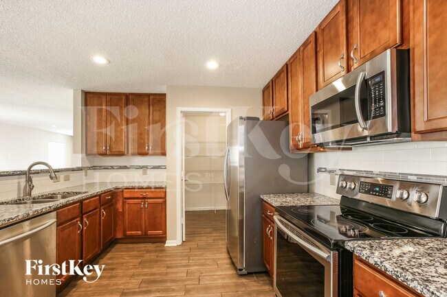 Photo - 12916 Courage Crossing