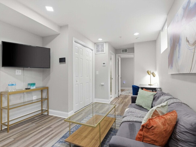 Photo - 133 7th St SE Unidad SI ID1592185P