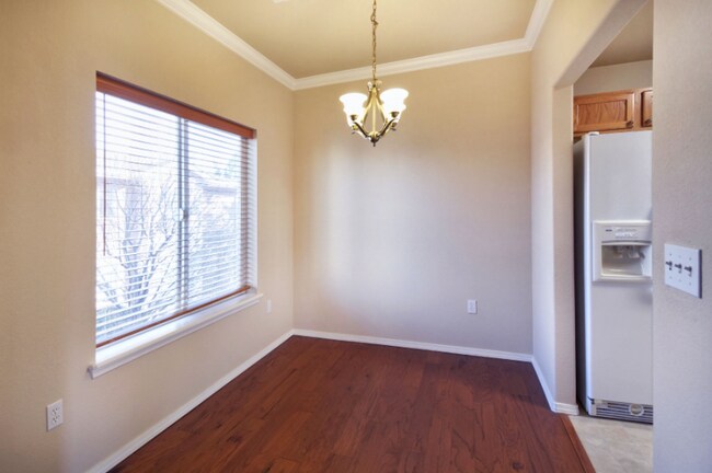 Photo - 3040 Mandalay Grove